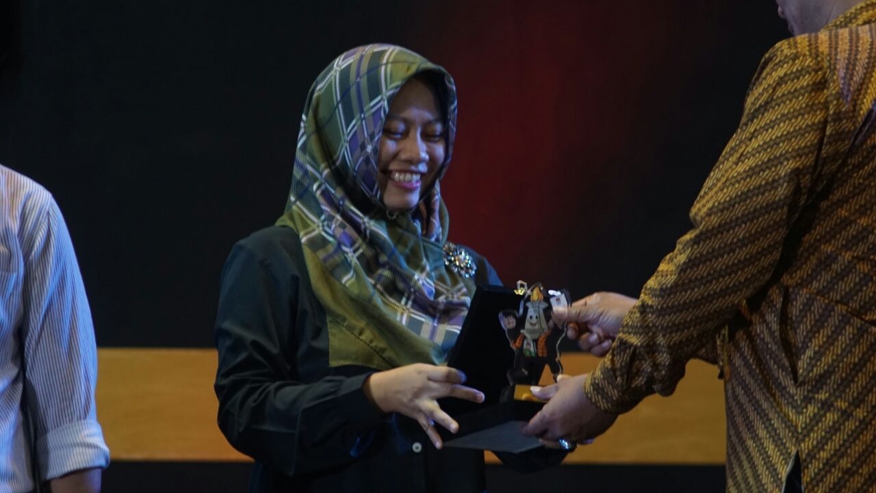 Read more about the article Perludem Mendapatkan Penghargaan LSM KPU DKI 2017